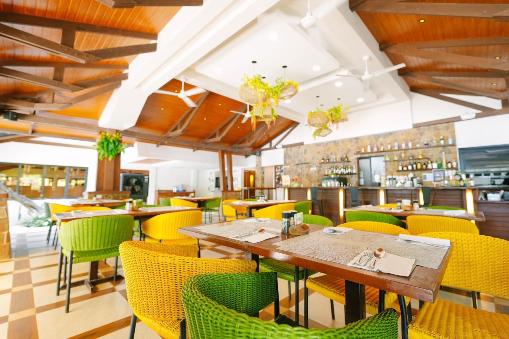 La Jolla Luxury Beach Resort Bagac Exterior foto